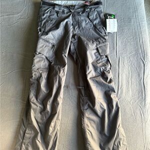686 Men's Charcoal Snowboarding Cargo Pants
